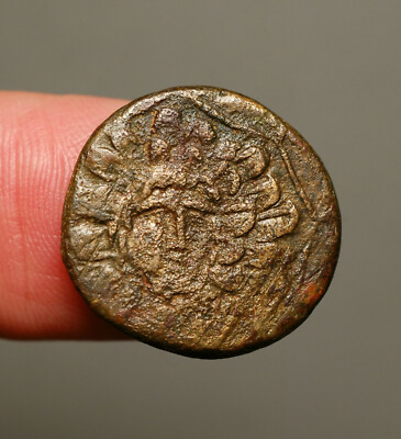 G35-88     SINOPE, Paphlagonia     Mithradates VI, c.85-65BC,      Aegis / Nike