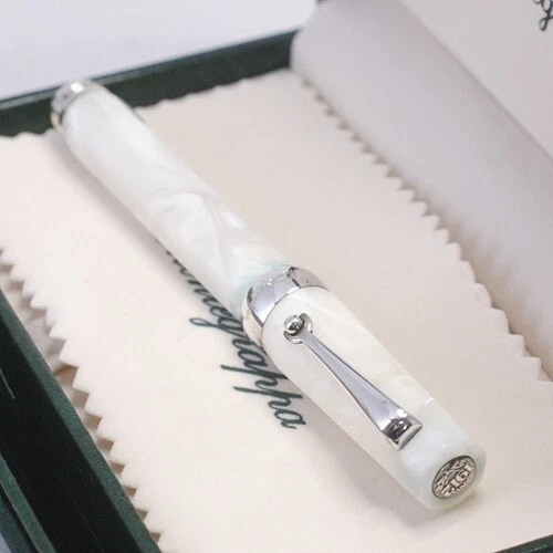 Tapa a base de agua Montegrappa Micra blanca Rollerball SV925 de plata de ley Foto 3 de 4