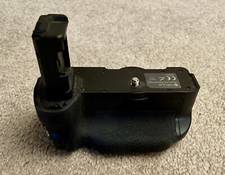 Battery Grip for Sony Alpha a7II a7SII a7RII - Vello BG-S3
