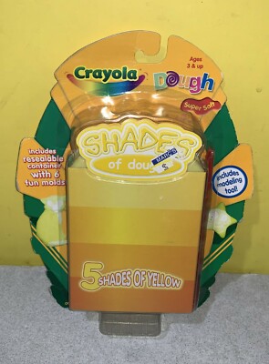 New 2003 Crayola Fun Dough Molds In Resealable Storage Container w/Modeling Tool