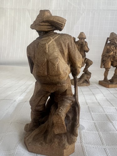 De colección 4 Cazadores Tallados a Mano Material Madera 5” Alto Sin Marca Alemania ¡RARO! - Imagen 4 de 22