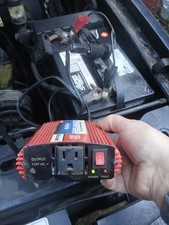 Vector Maxx 225 Watt 450 Watt Peak DC To AC Power Inverter