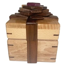 Akio Kamei's Ribbon Box Puzzle ~ RARE Collectors Puzzle - New in box!