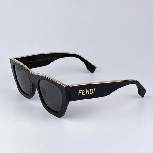 Occhiali da sole uomo Fendi nero grigio quadrato FE40126I PELLE 01A NUOVI AUTENTICI - Foto 2 di 9