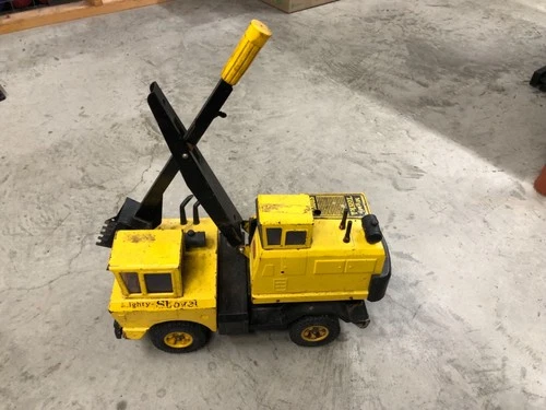 Vintage 1970's Tonka USA Mighty Shovel Pressed Steel Boom Rotates Dumps Orig.