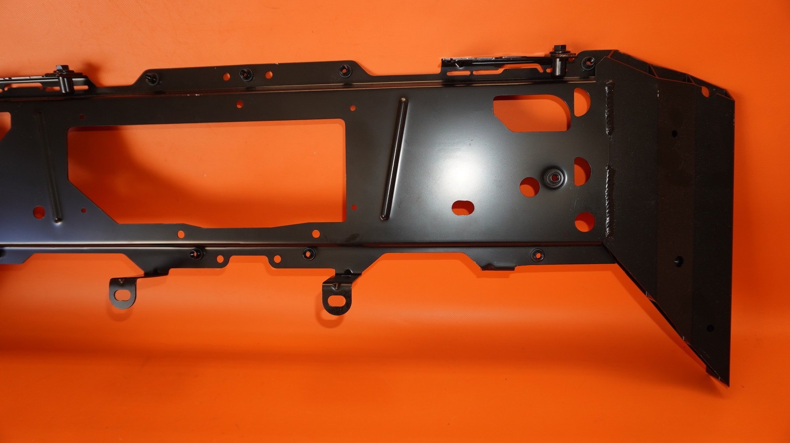 Audi R8 2016-2018 Mounting bracket P/N 4S8813335