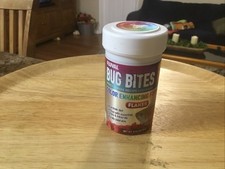 Fluval Bug Bites Insect Larvae Recipe Color Enhancing Fish Flake 0.63 oz New