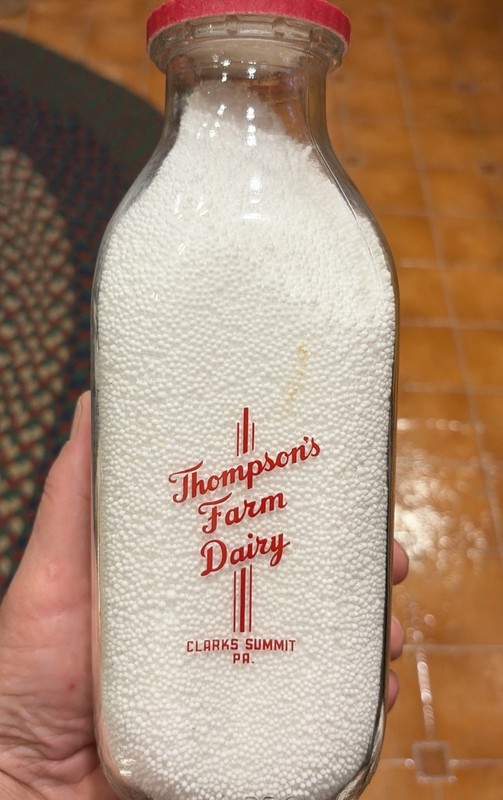 Thompson’s Dairy, Clark’s Summit, Pa Sq Pyro Qt Milk Bottle