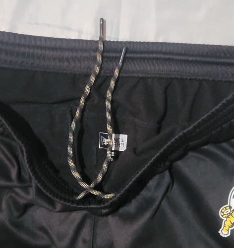 Hamilton Tiger Cats CFL New Era Black Jogging Pants Mens 2XL Ankle Zip Pockets - Picture 8 of 12
