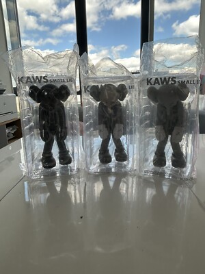 Kaws Small Lie - FULL SET - 3 Stück - 2027