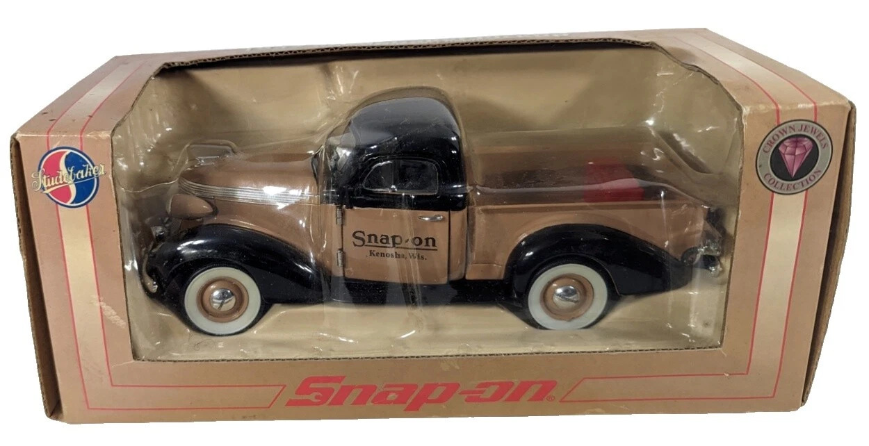 Studebaker 1:24 Diecast & Toy Vehicles