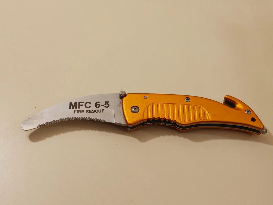 Tactical Emergency Rescue Knife Orange Handle Seat Belt Cutter Glass Breaker - Image 2 of 4