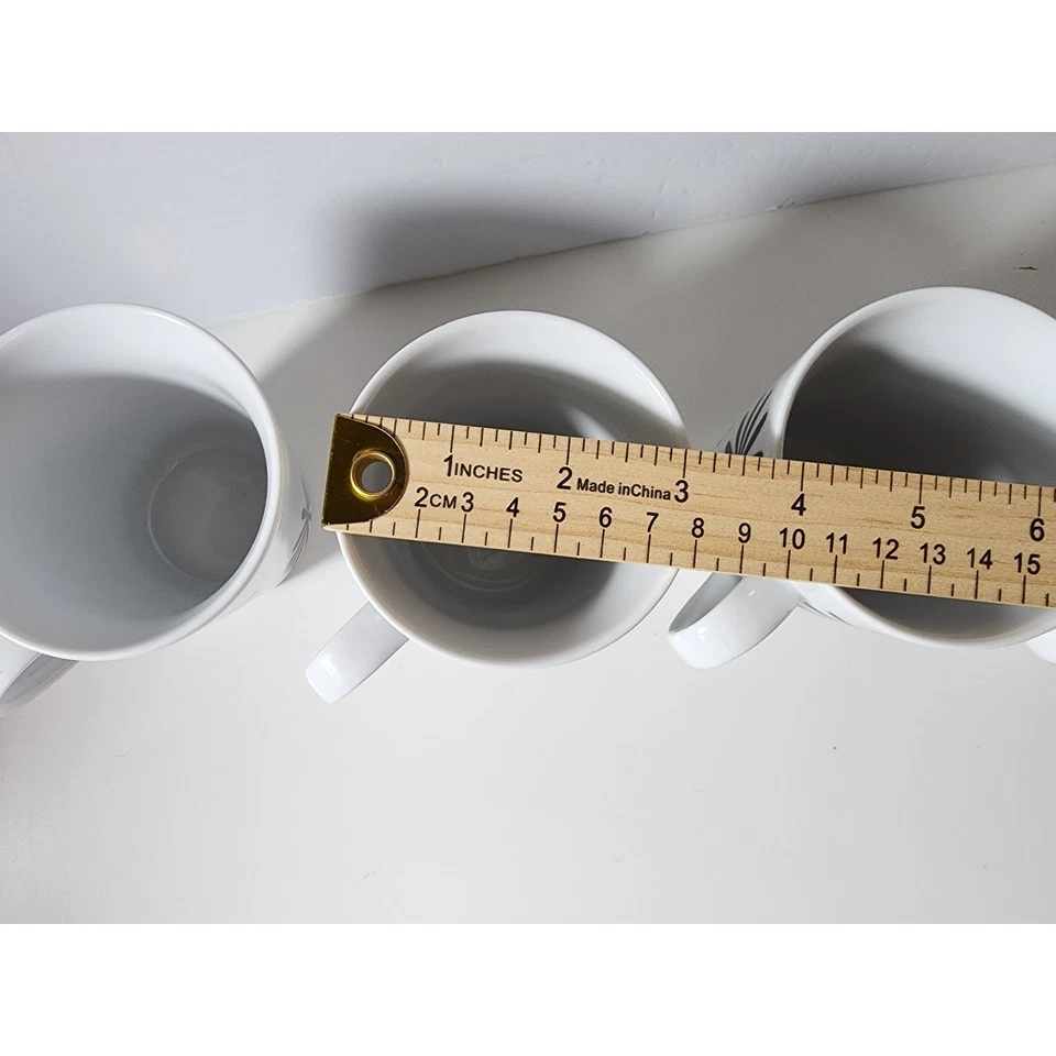 Taza de café Cajón y barril blanca con flor negra - Juego de 4 Foto 4 de 4