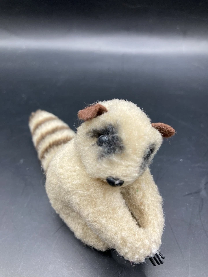 Vintage Raccoon Hugger 2.5” Clip On Grabber Clinger Animal Toy Pencil Topper - Image 3 of 4