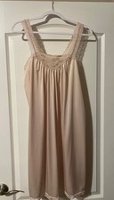 Vintage Shadowline Night Gown Size Small Pink Good Condition
