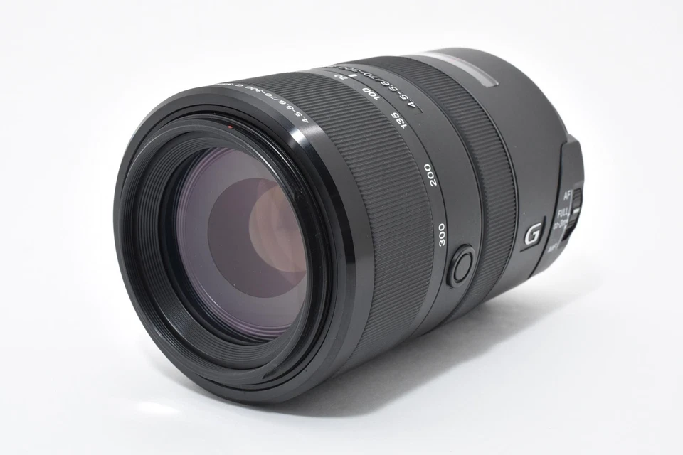 "A mount" Near mint Sony 70-300mm f4.5-5.6 G SSM SAL70300G "A mount" - Image 2 of 4
