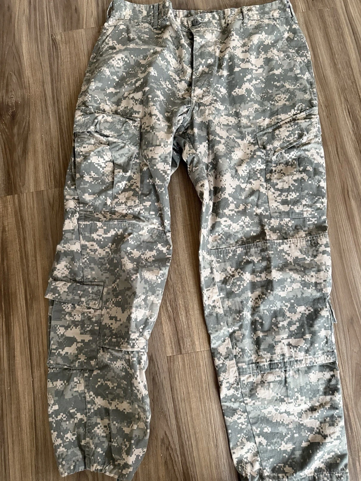 Military Camo Uniform Pants Large Regular Inseam 29.5-32.5 Waist 35-39