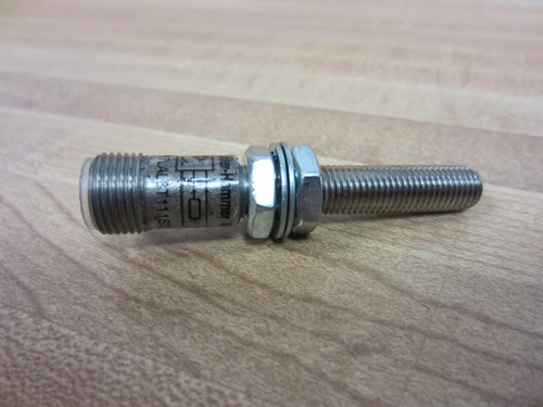Cutler Hammer E57LAL8T111SD Eaton Proximity Switch Series C1