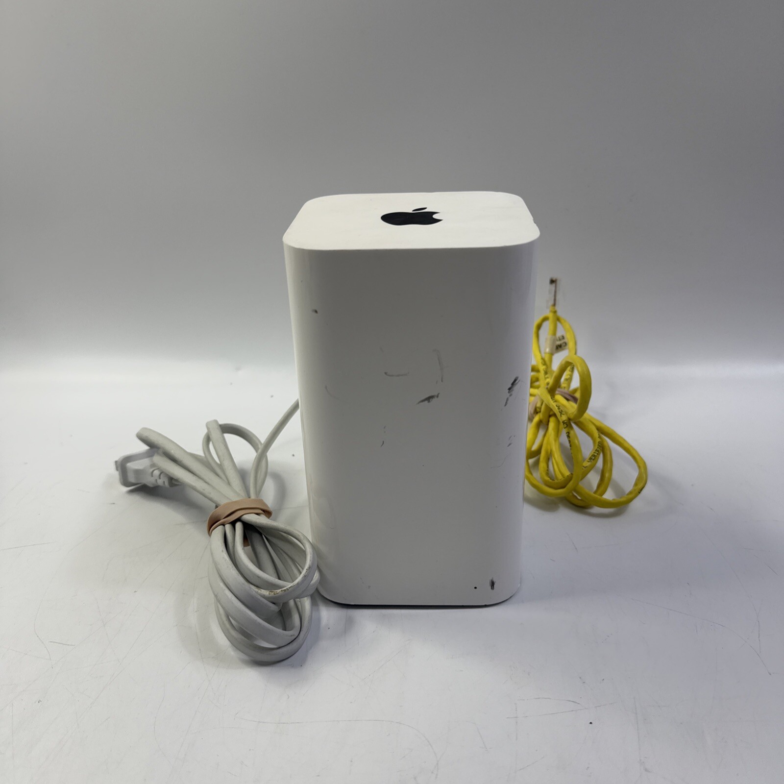 Apple AirPort Extreme A1521 3-Port Gigabit Wi-Fi 802.11 AC Router