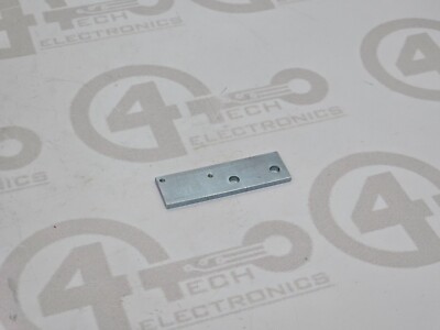 Universal Instruments Plate 18065000
