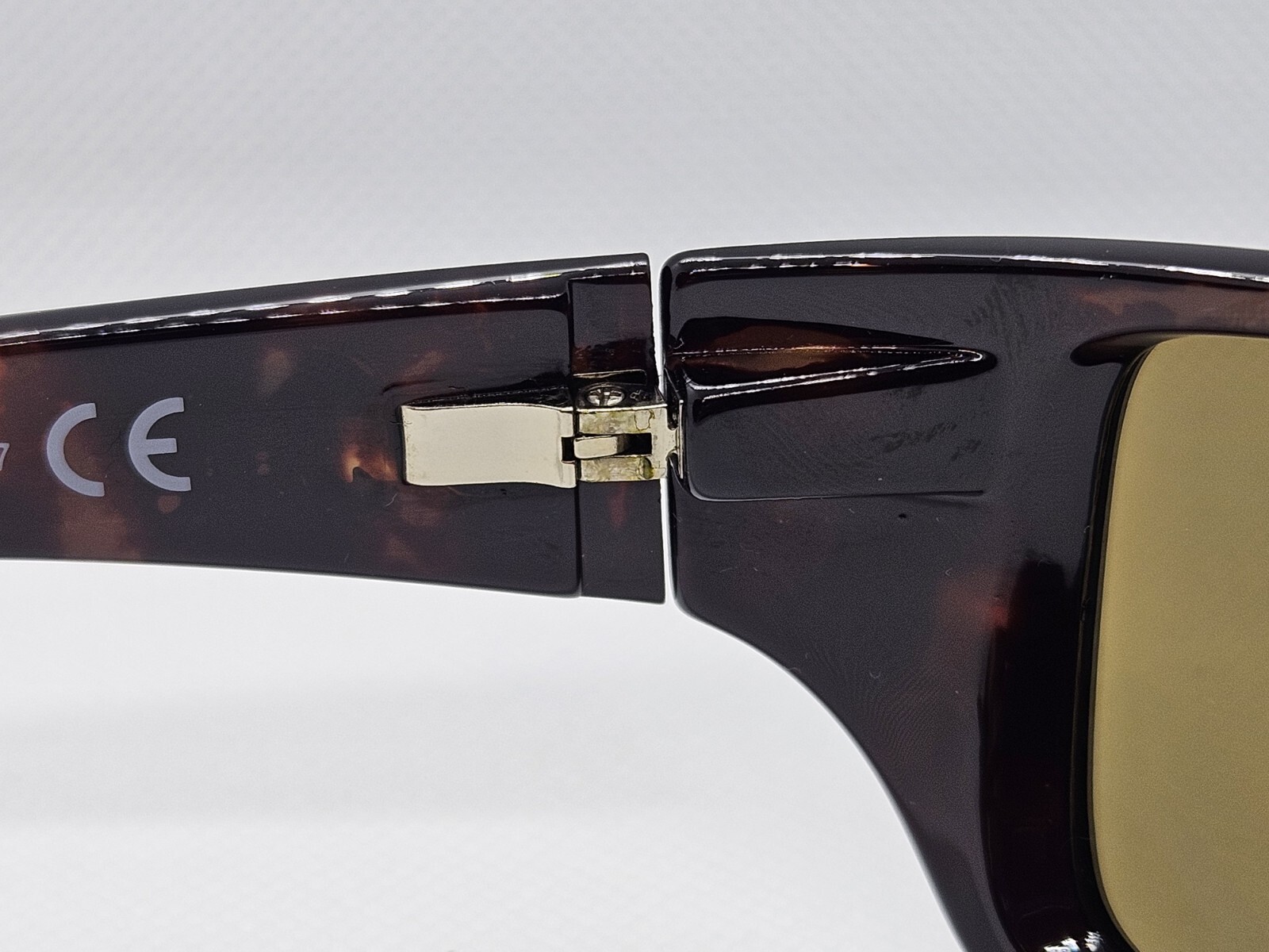 Maui Jim Canoes MJ 20810 Tortoise Brown HCL Bronze Polarized Lens