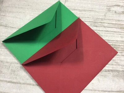 PIER PAPER CO 50 x C6 Christmas Envelopes Red & Green 114mm x 162mm - 6” x 4” Cards Invites