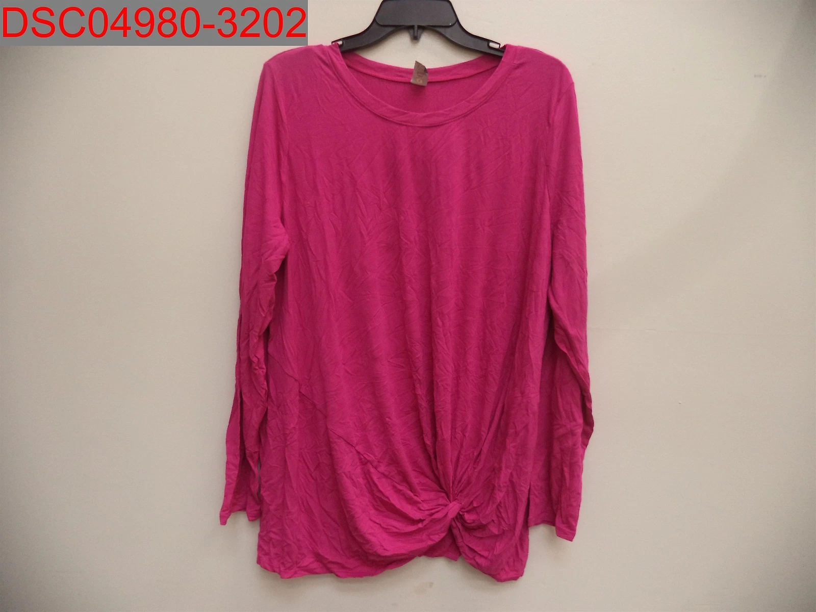 Xersion Women Neon Berry Front Twist Long Sleeve Quick Dri Tee 2XL 8400403050210