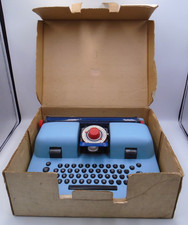 LOUIS MARX TOYS SWANSEA DELUXE TYPEWRITER BLUE BOXED GOOD CONDITION PLEASE READ