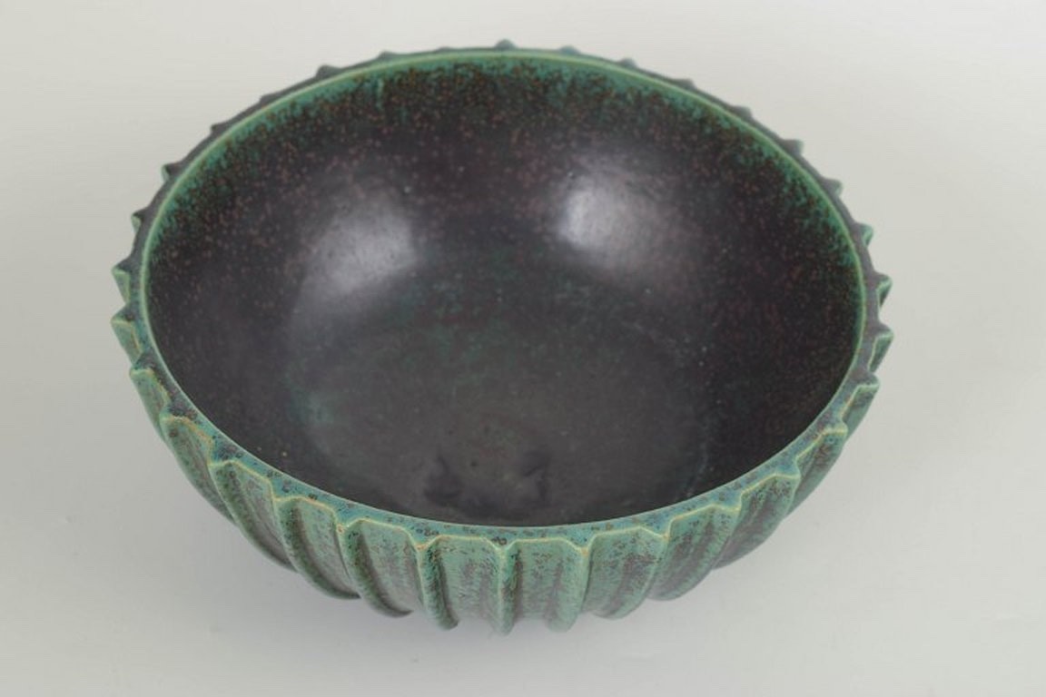 Arne Bang, Denmark. Strongly modelled Art Deco stoneware bowl 