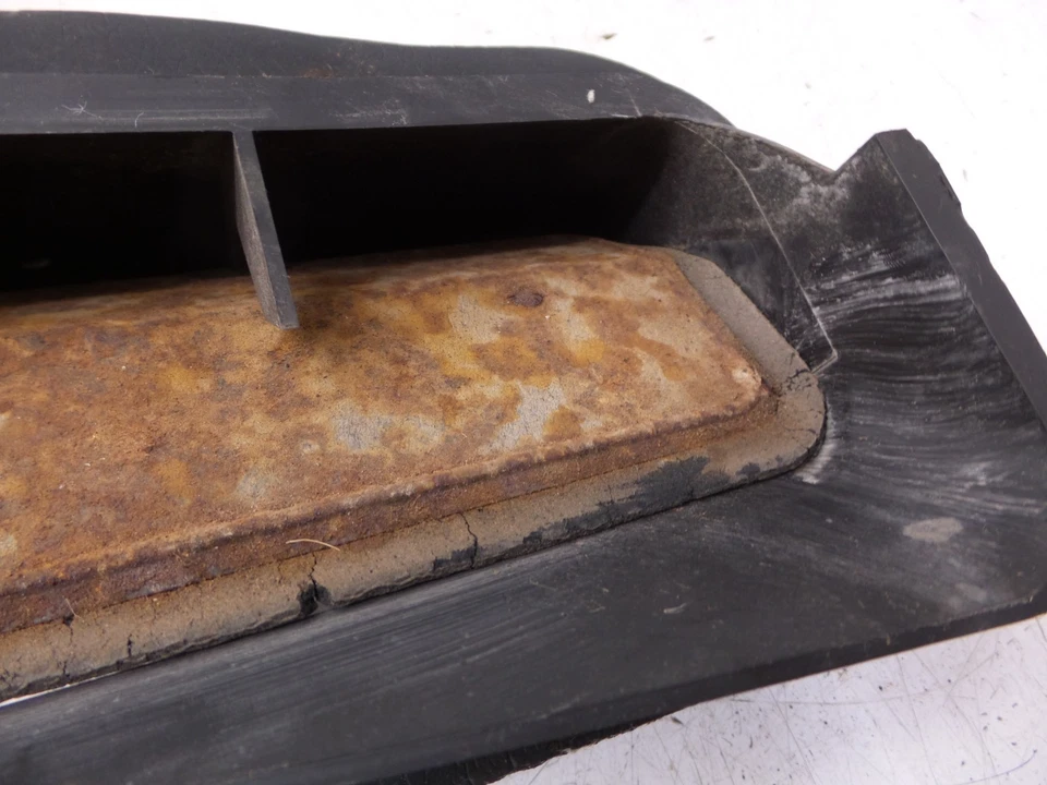 Camaro Firebird 70-81 aire fresco capó delantero aleta conducto de ventilación solo para calor Foto 3 de 4