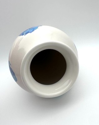 Tiffany & Co Tiffany Blossom Vase 2001 Made in England Blue Floral