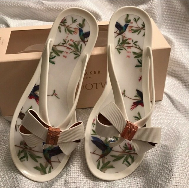 ted baker hummingbird flip flops