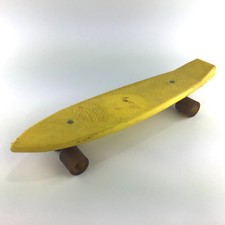 Free Former Skateboard Torrence California 70...