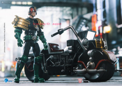 Hiya Toys Exquisite Mini Judge Dredd And Lawmaster Mkii Motorcycle