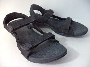 black sport sandals womens