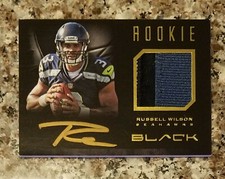 2012 PANINI BLACK RUSSELL WILSON ROOKIE AUTO #25..S.N. 20/99