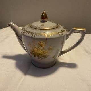 Lefton China Teapot White Porcelain With Gold Floral Accents #3342 Vintage