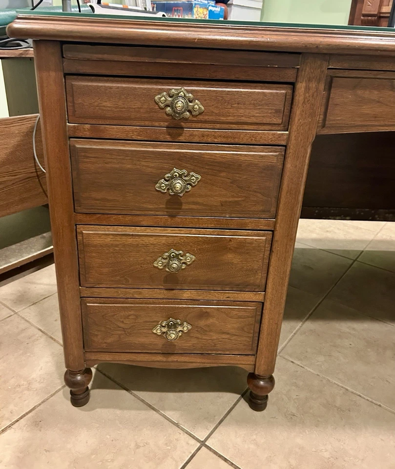 Vintage 8 Drawer Wood Executive Desk with Glass Top & Leather Chair. - Image 2 of 4