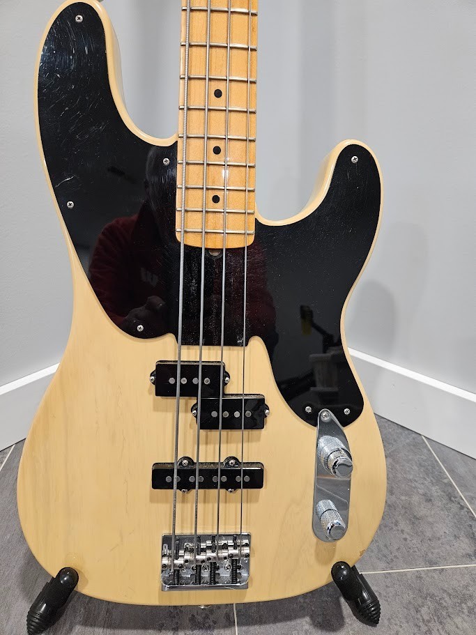 Fender Parallel Universe '51 Telecaster P/J Bass - Cool
