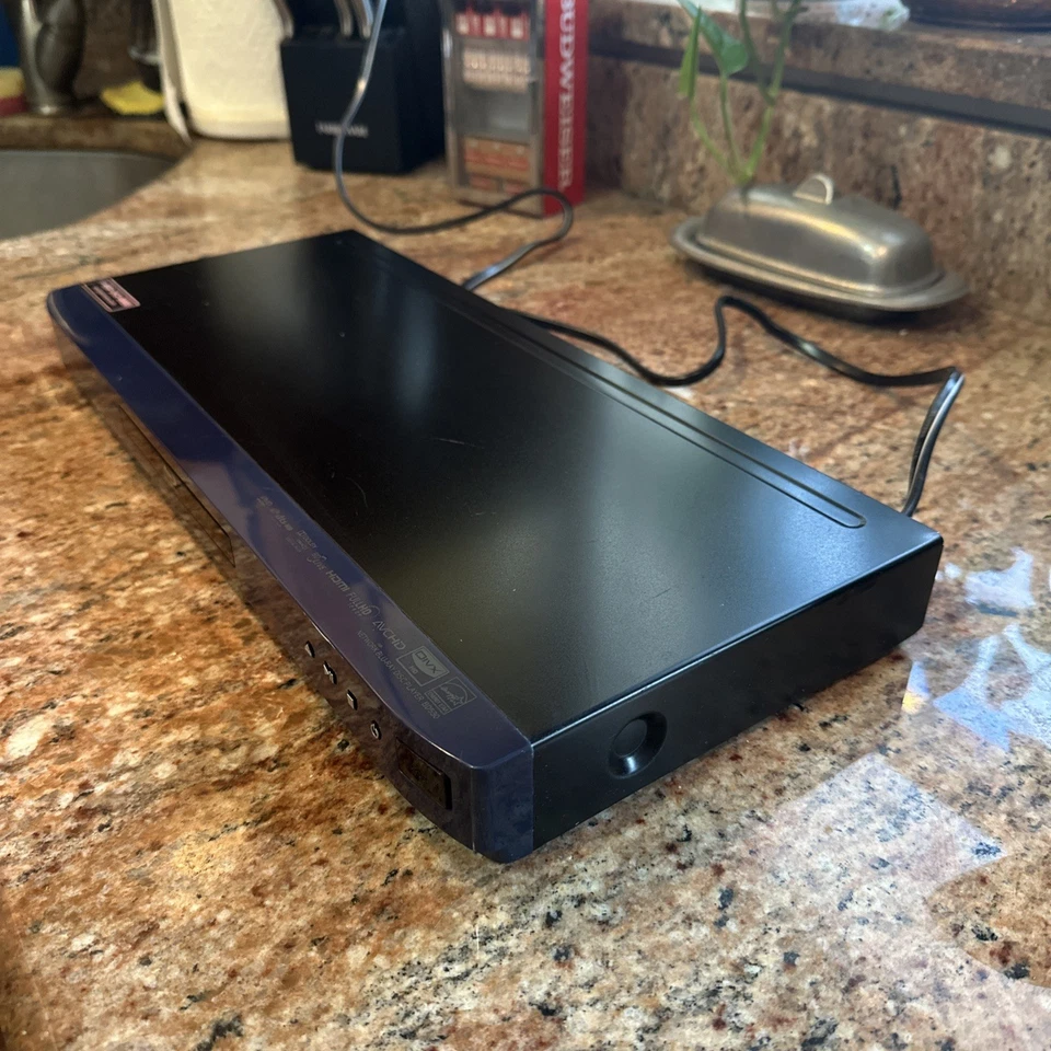 Reproductor de DVD LG BD530 Blu-Ray Negro/Azul Full HD HDMI 1080P AvcHD DOLBY TrueHD Foto 2 de 4