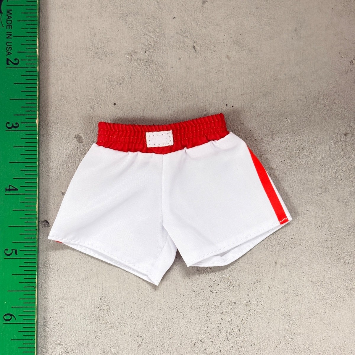 BW-SGT-WHT: 1/12 White Fabric Boxing Shorts for Storm Arena Sagat