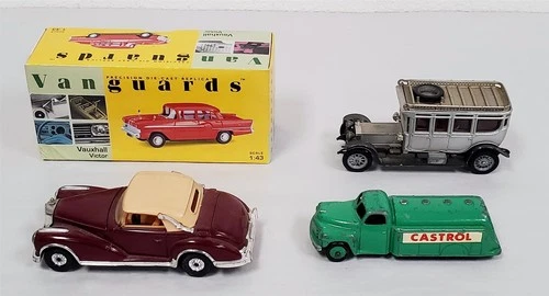 Z-458 VINTAGE COLLECTION OF ASSORTED TOY VEHICLES-DINKY TOYS, CORGI, +!