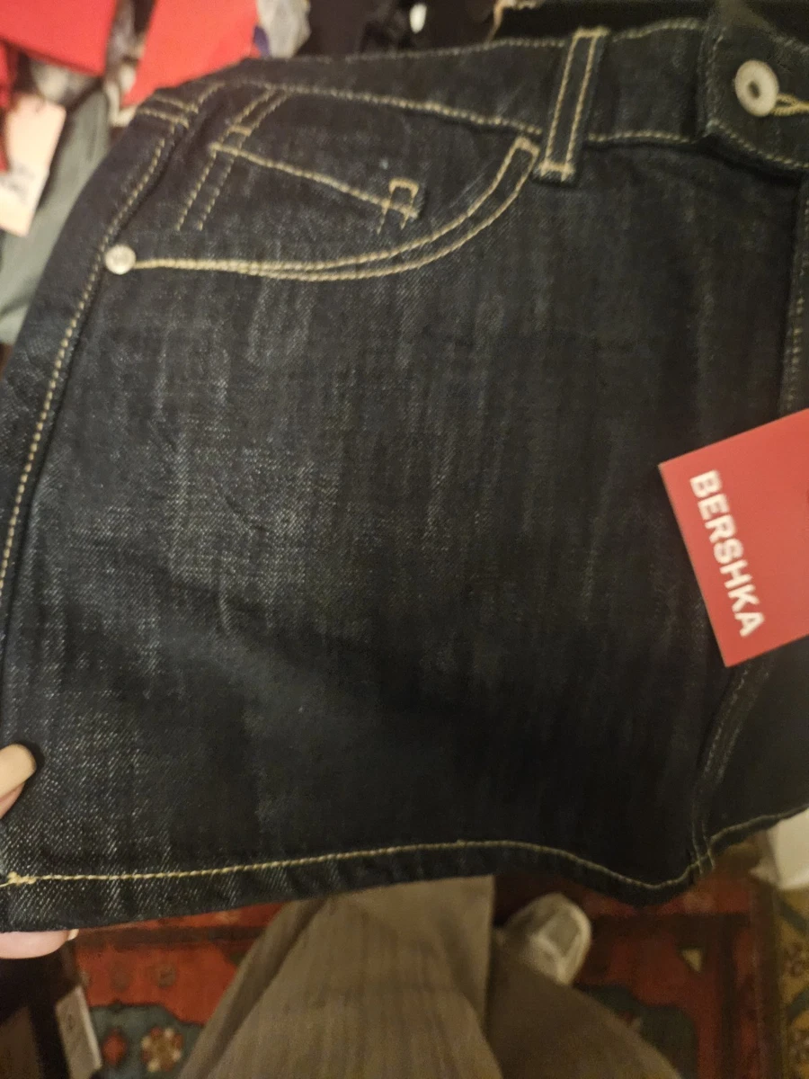 Minifalda vaquera Bershka talla 38 (S) Cupido corazones bolsillos nueva con etiquetas