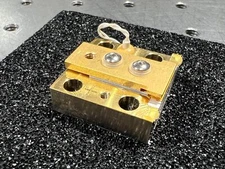 40W 808nm CS-Mount CCP Laser Diode Bar with Fast Axis Correction (FAC) Lens