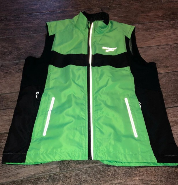 brooks vest green