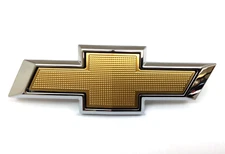 2020-2023 Chevrolet Silverado front grille Small Bowtie Emblem new OEM 84133578