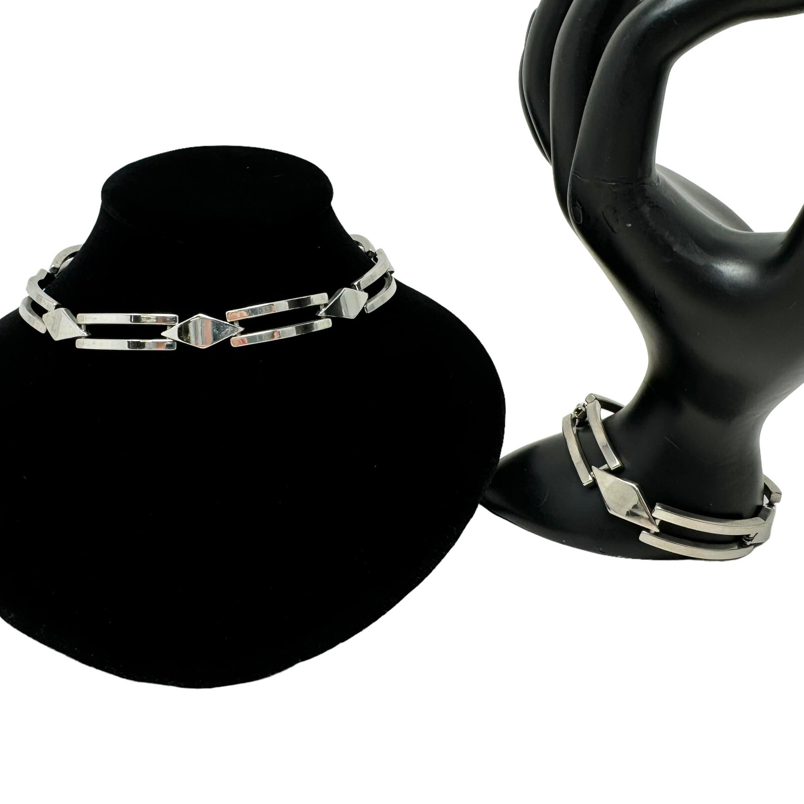 Vintage Silver Tone Curved Rectangular Link Neckl… - image 2