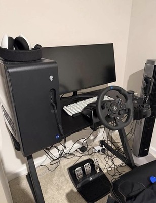 Alienware Aurora R16 Gaming Desktop i7-14700F 16GB 1TB SSD RTX 4060 Ti Keyboard