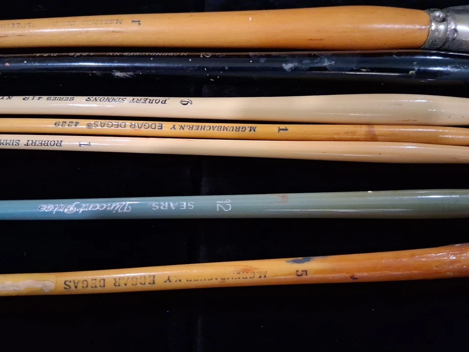 7 pinceles de pintura de mango largo de colección: Grumbacher y Simmons, brillantes, redondos, tapa plana y Filbert Foto 4 de 4