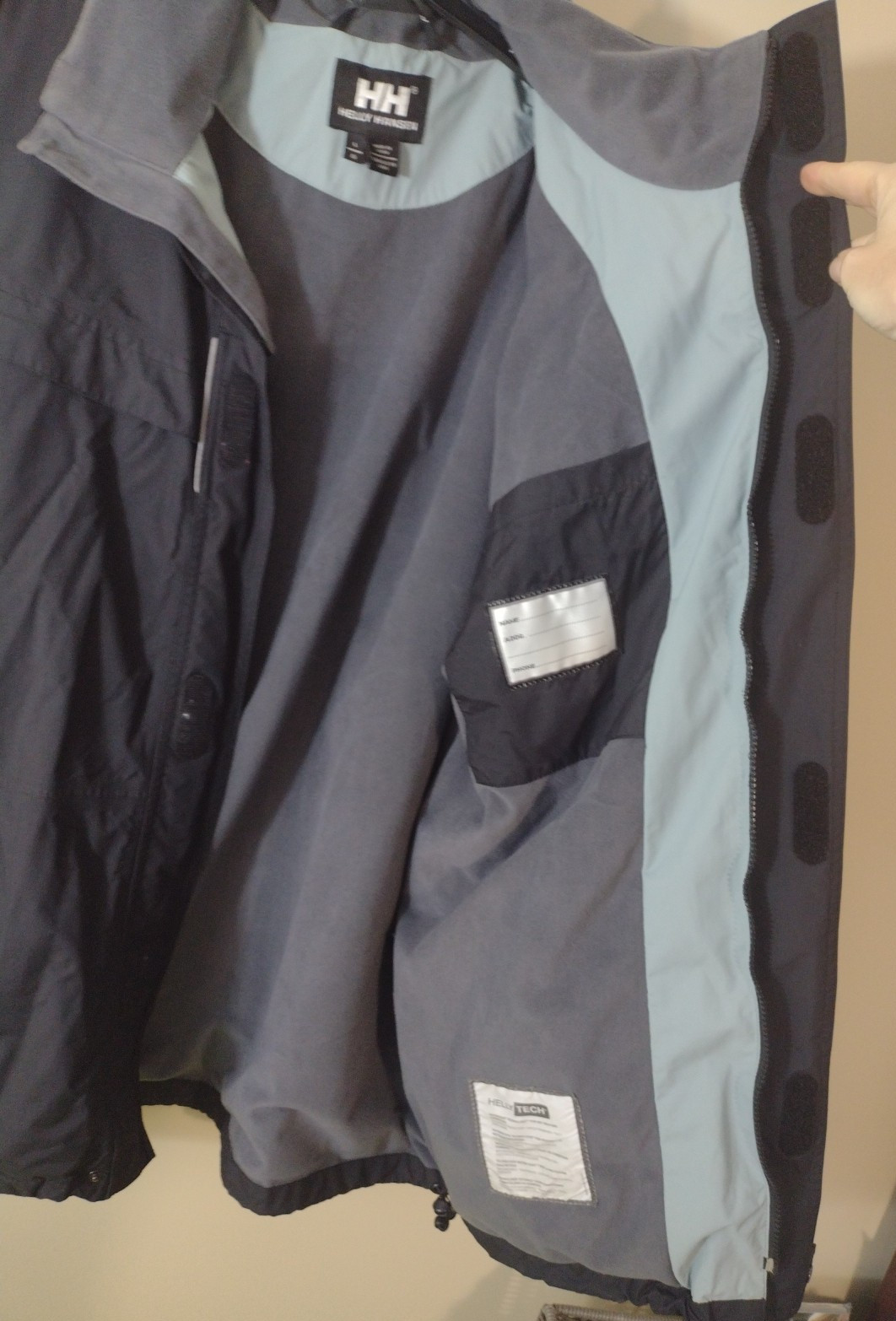 HELLY HANSEN Utility Rain Jacket hidden Hood nylo… - image 6